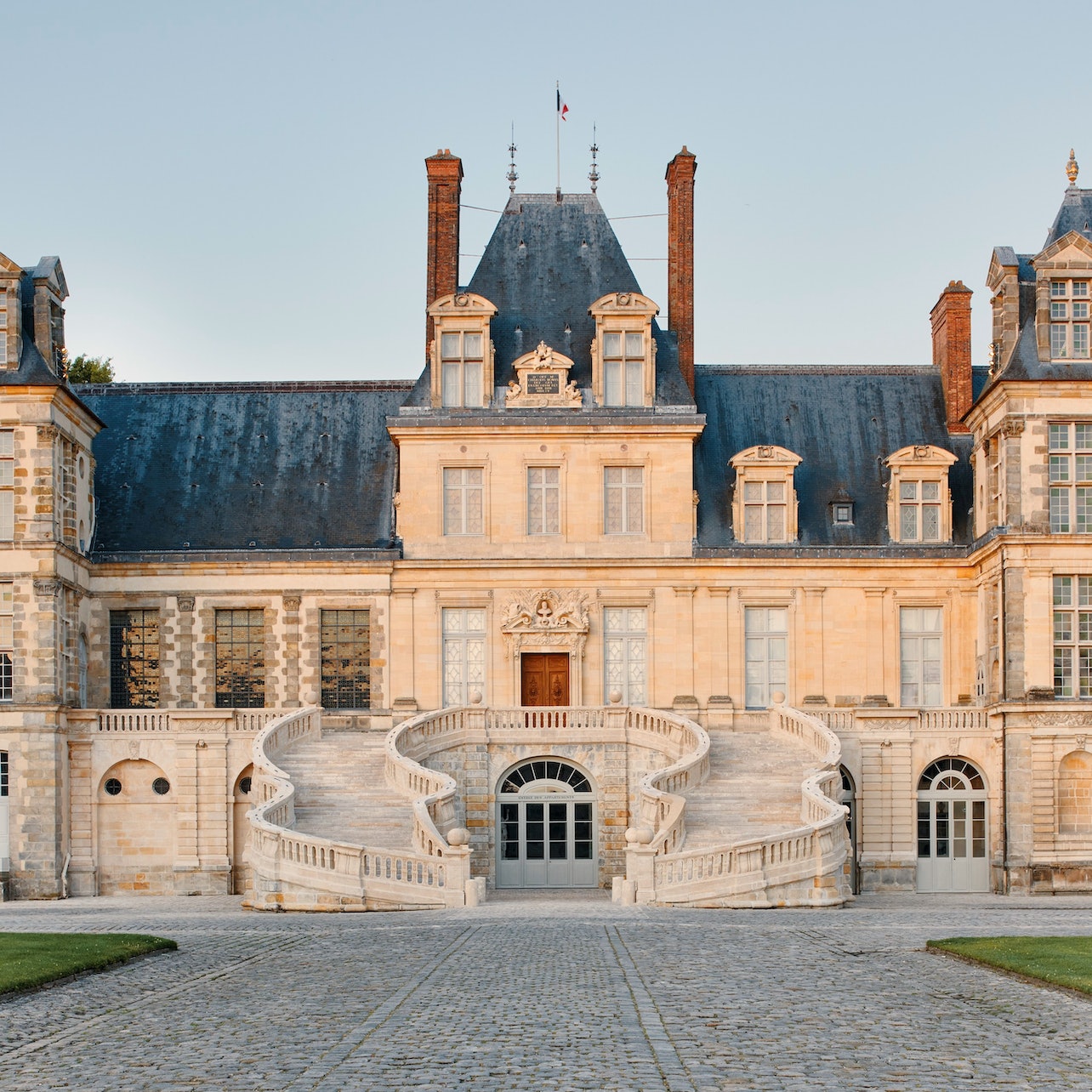 Picture of Château de Fontainebleau in 