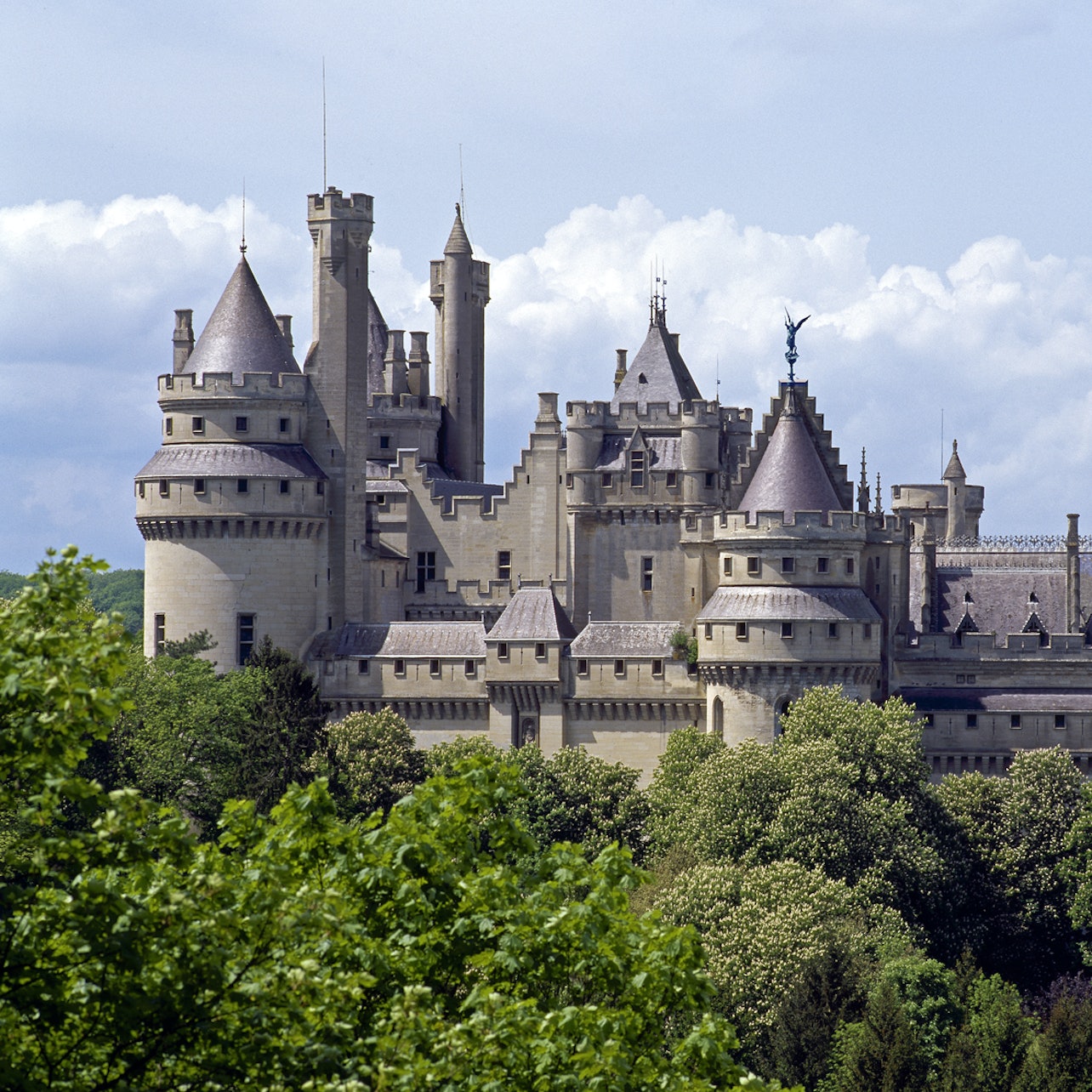 Picture of Château de Pierrefonds in 