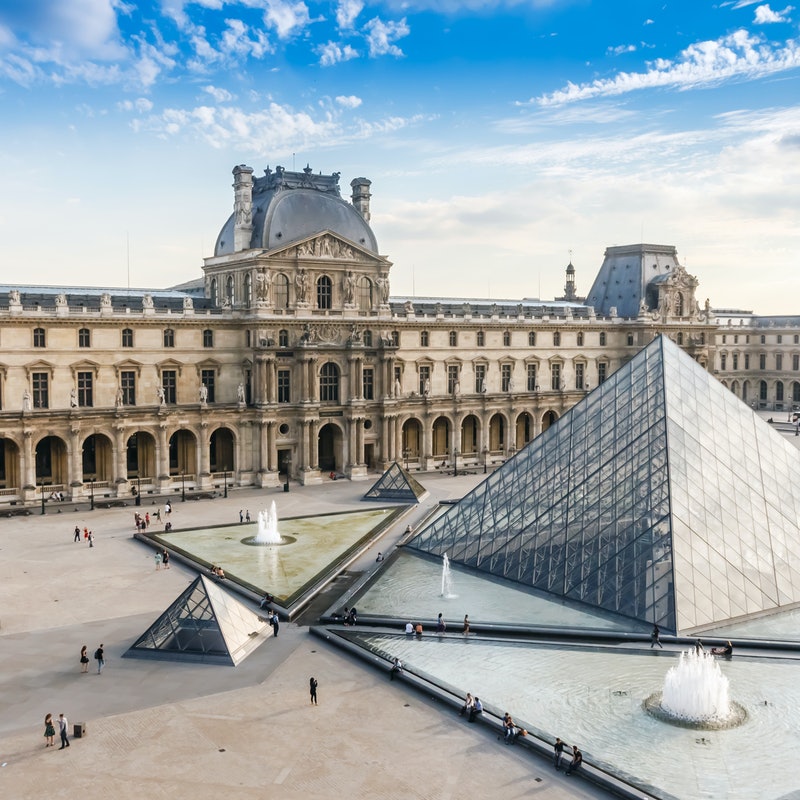 Picture of Louvre Museum in 