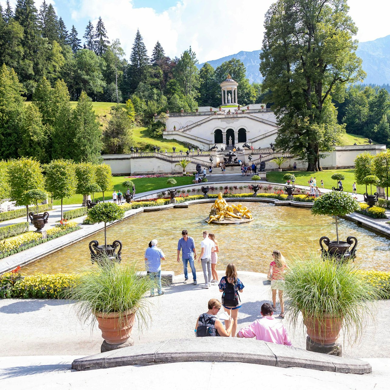 Picture of Neuschwanstein Castle in 